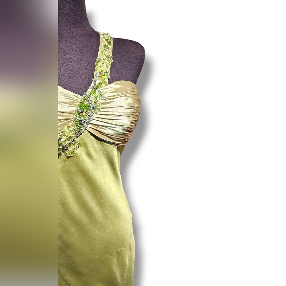 One-shoulder Lime Green evening gown. Size 8. Beading Detail - Picture 7 of 15